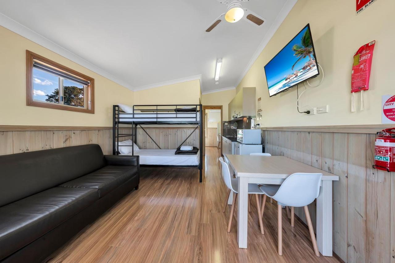 Ingenia Holidays Avina Vineyard Bagian luar foto