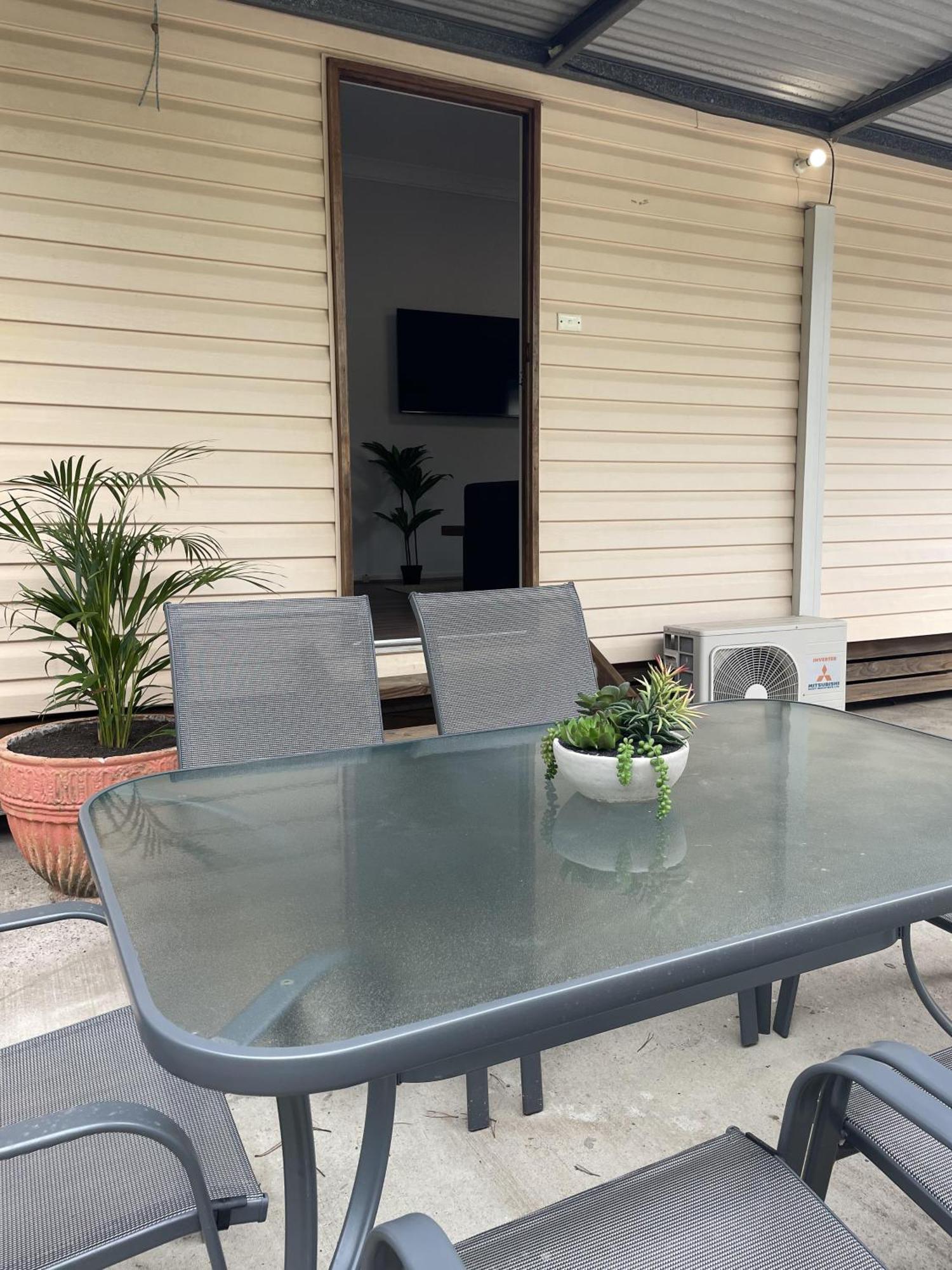 Ingenia Holidays Avina Vineyard Bagian luar foto