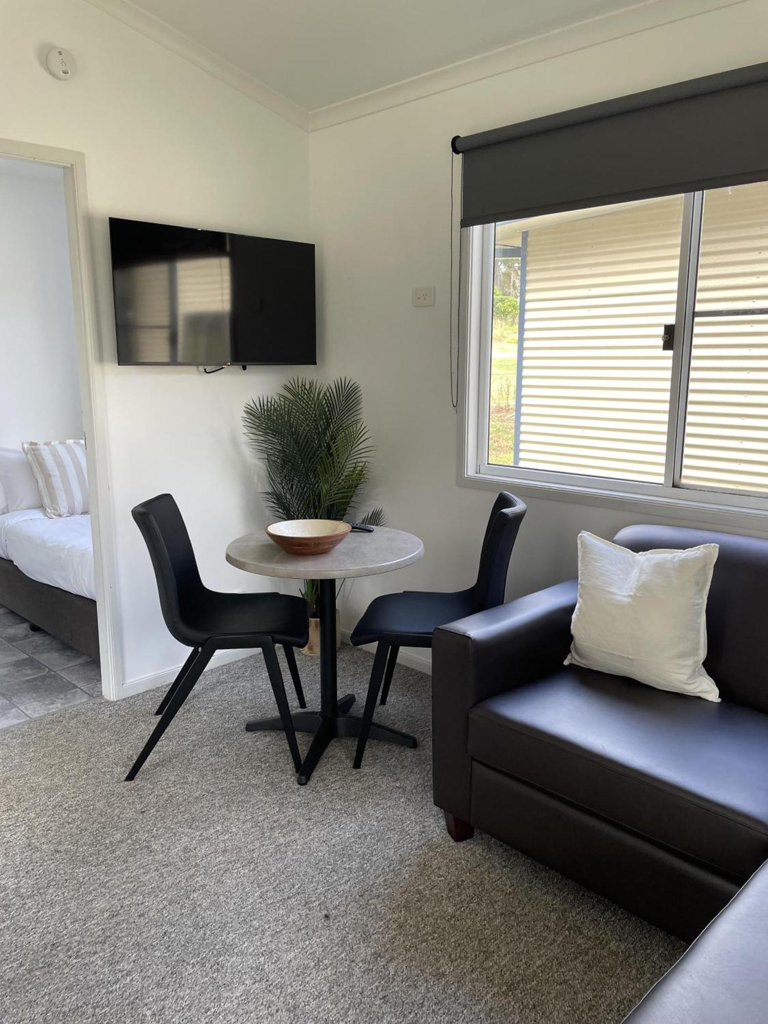 Ingenia Holidays Avina Vineyard Bagian luar foto